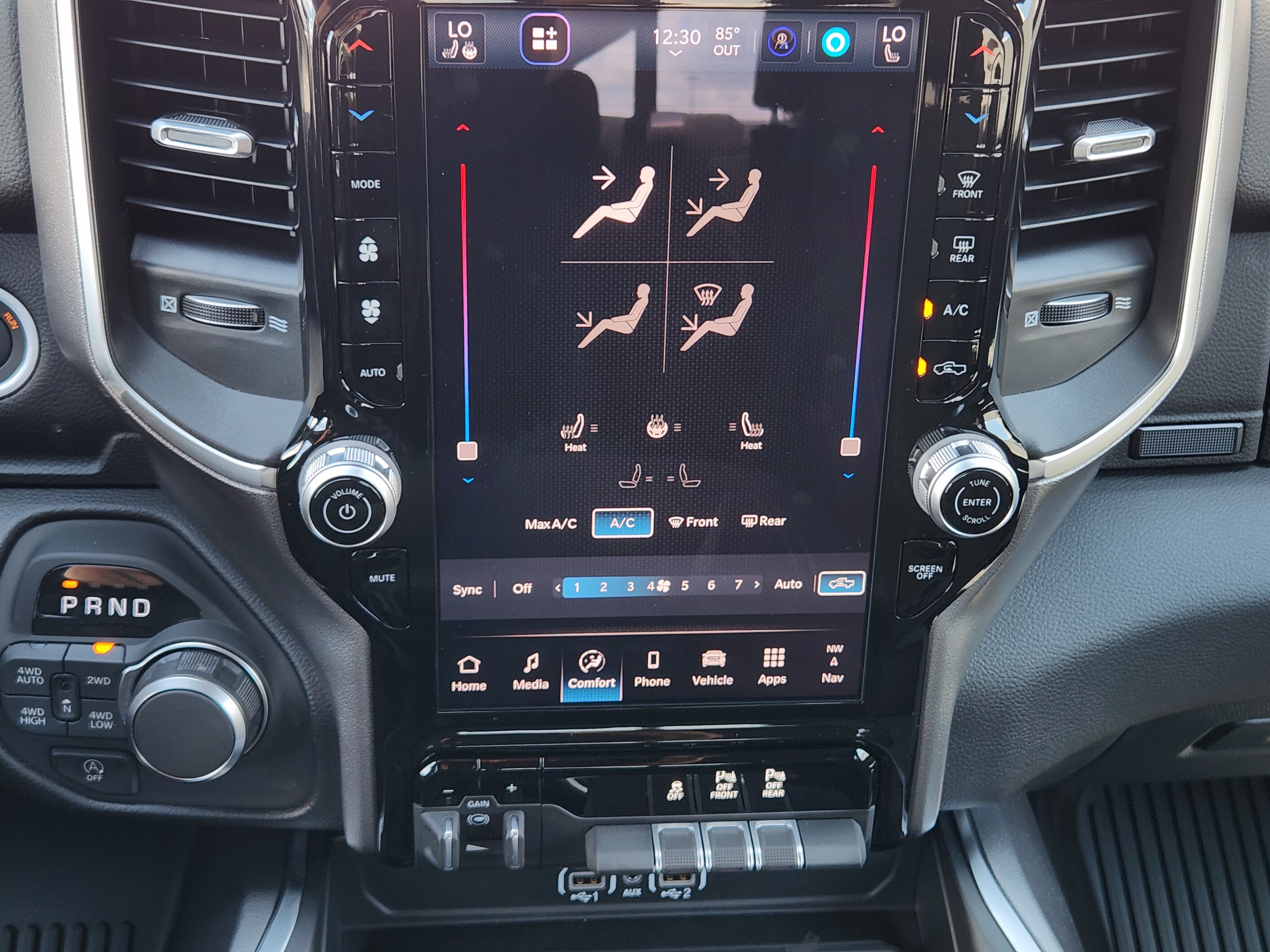 New 2026 RAM 1500 Big Horn AWD/4WD image 16