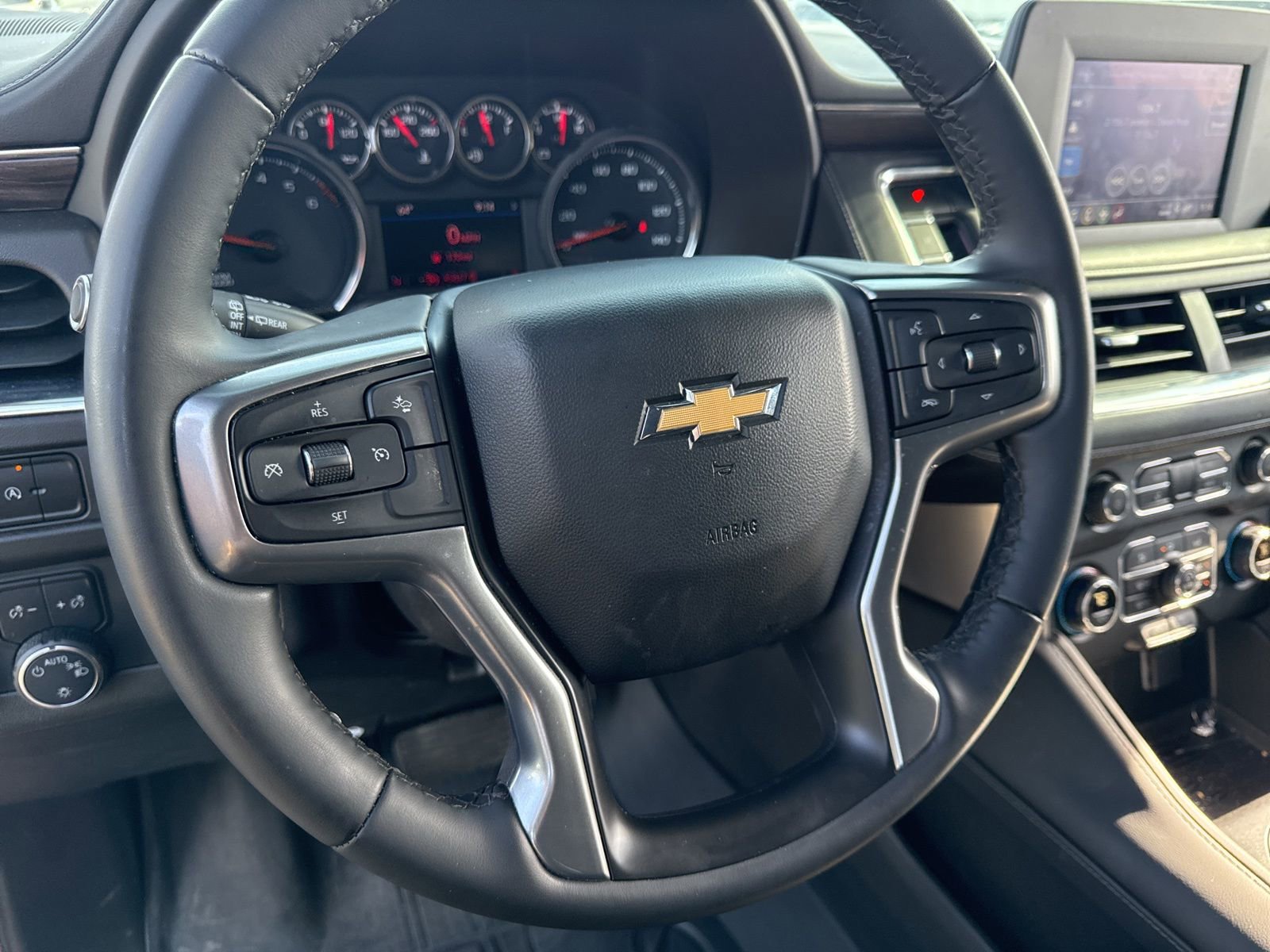 Used 2024 Chevrolet Tahoe LS image 15