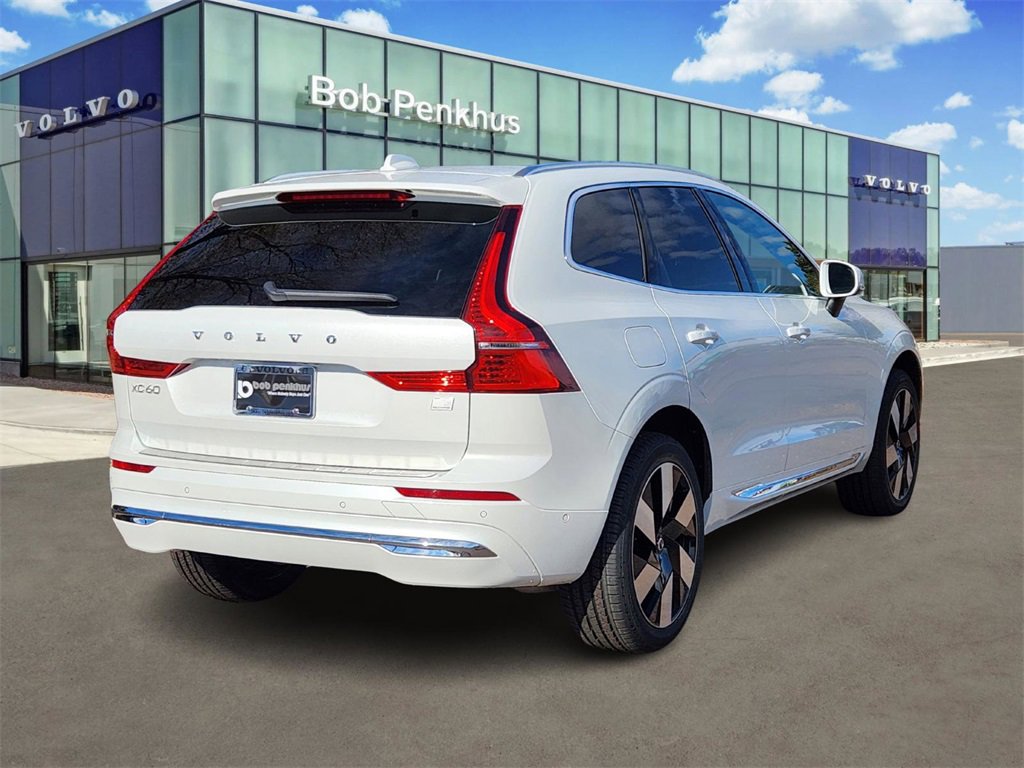 Used 2023 Volvo XC60 T8 Ultimate image 30