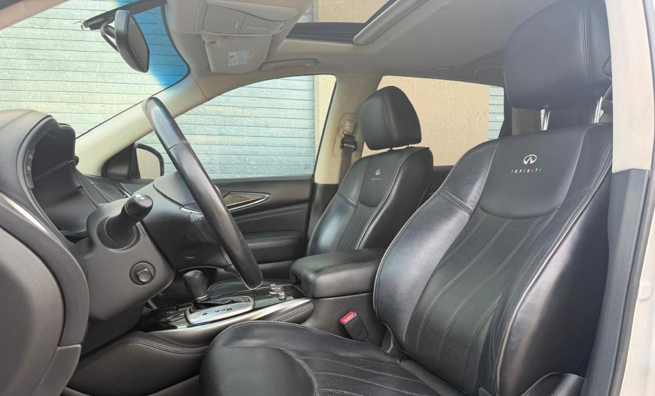Used 2014 INFINITI QX60 FWD w/ Cargo Package image 24