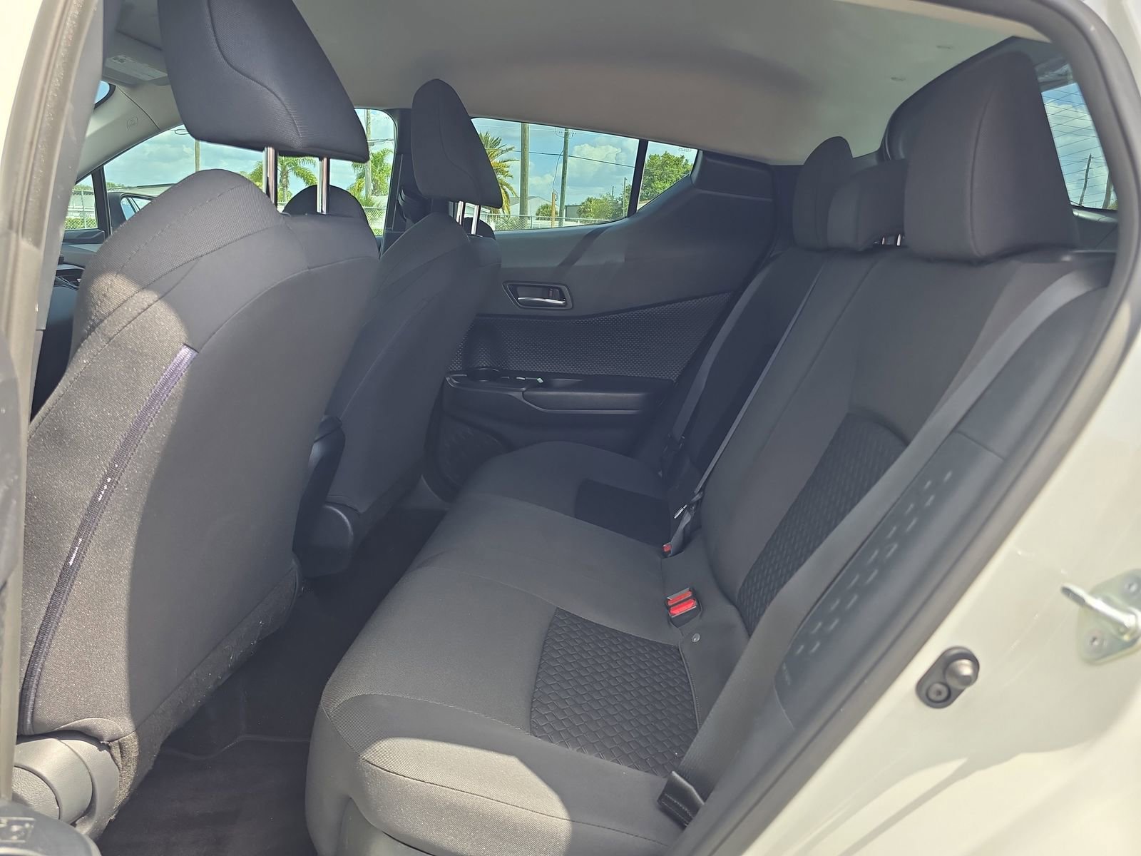 Used 2021 Toyota C-HR LE image 12