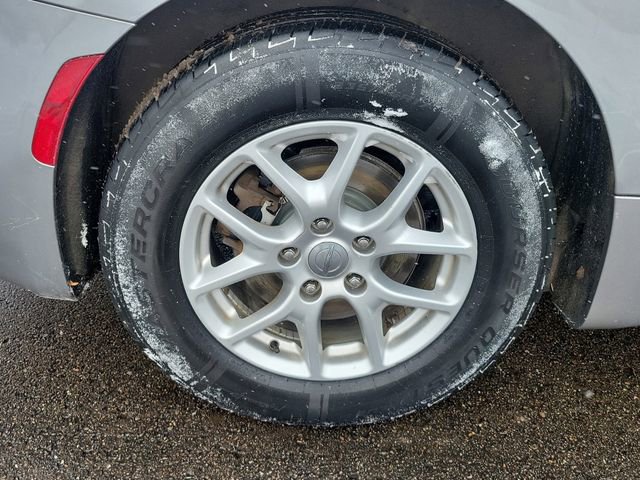 Used 2017 Chrysler Pacifica Touring image 6