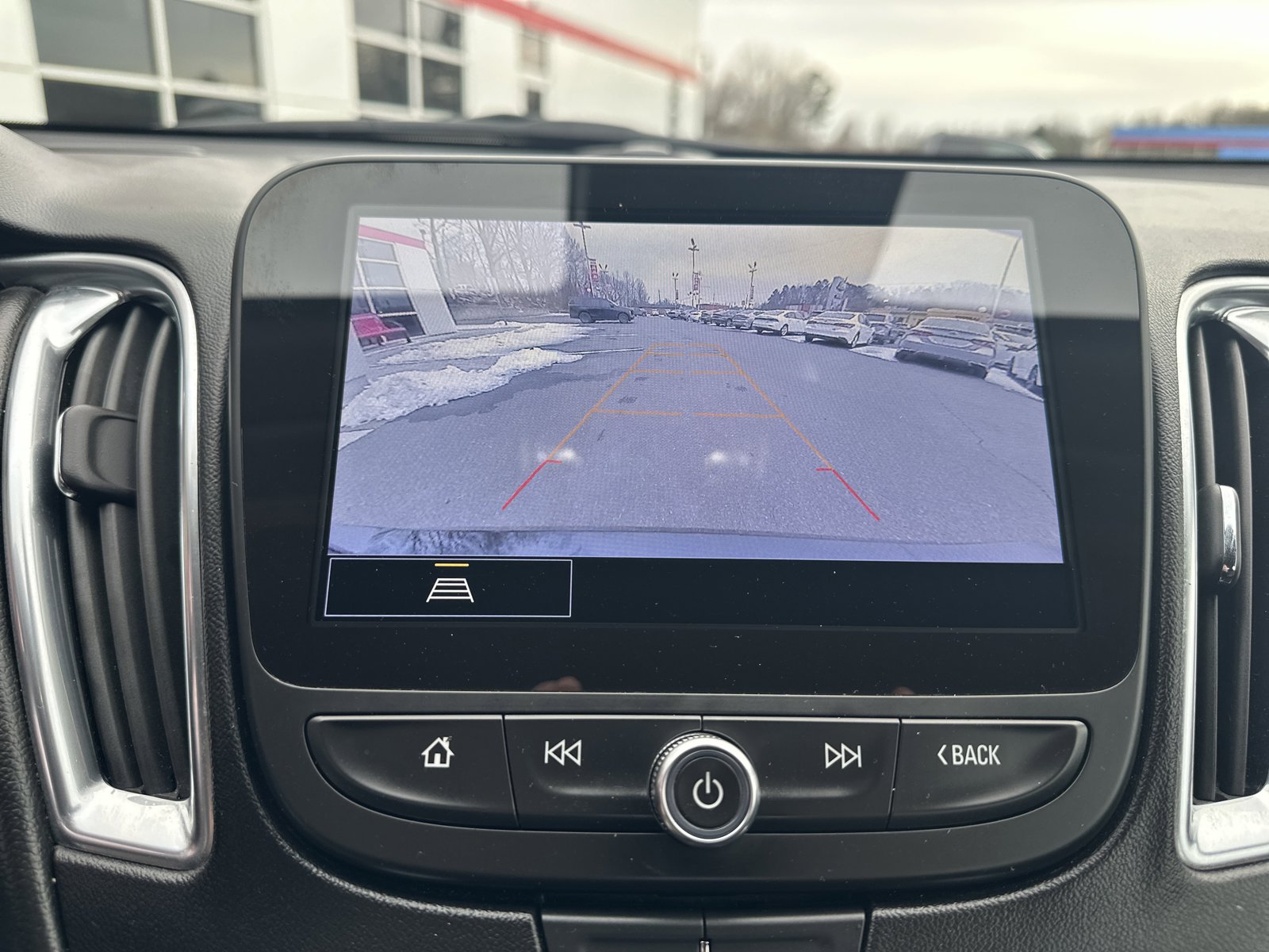 Used 2024 Chevrolet Malibu LT image 15