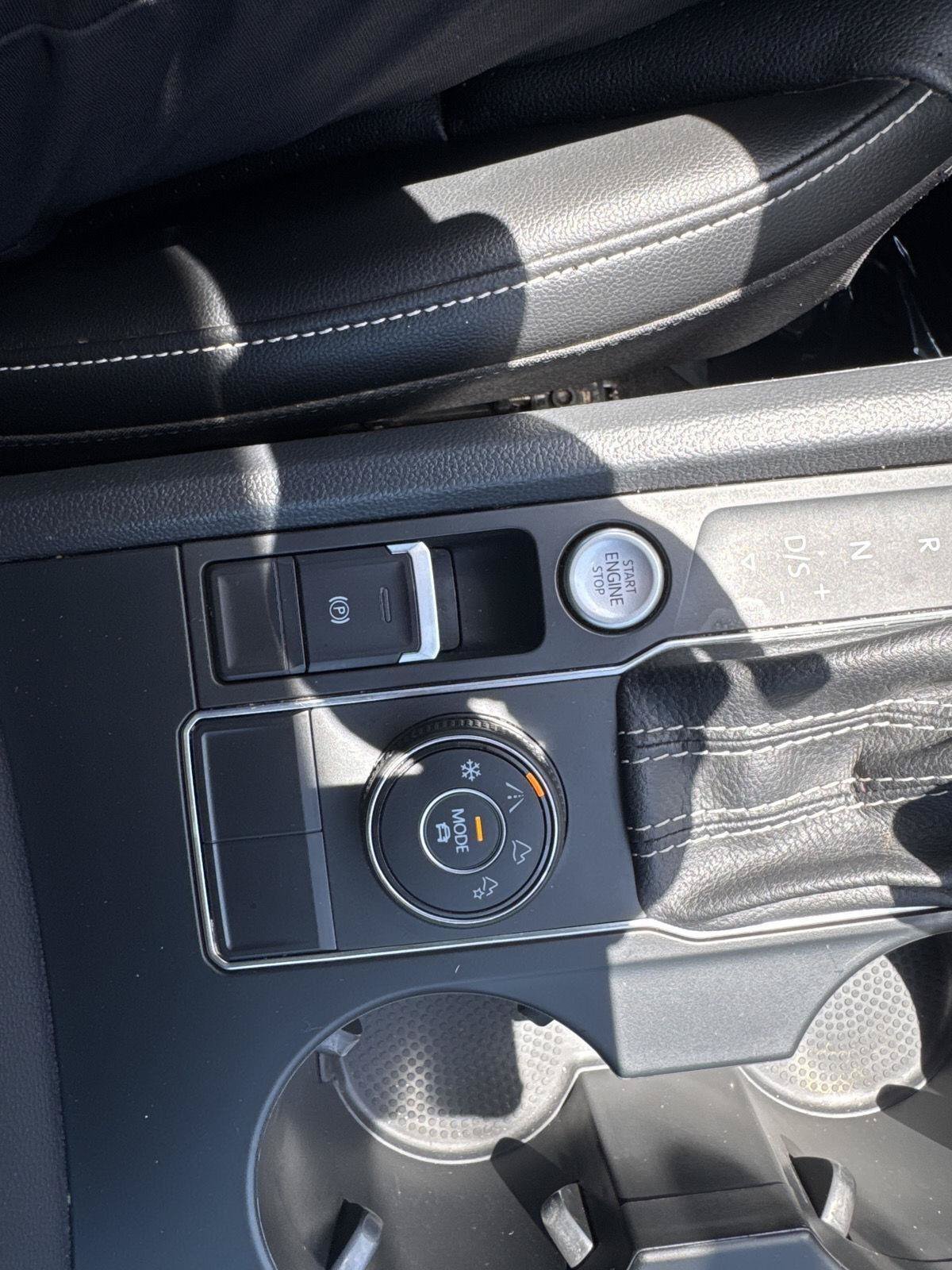 Certified 2022 Volkswagen Atlas SE AWD/4WD image 20