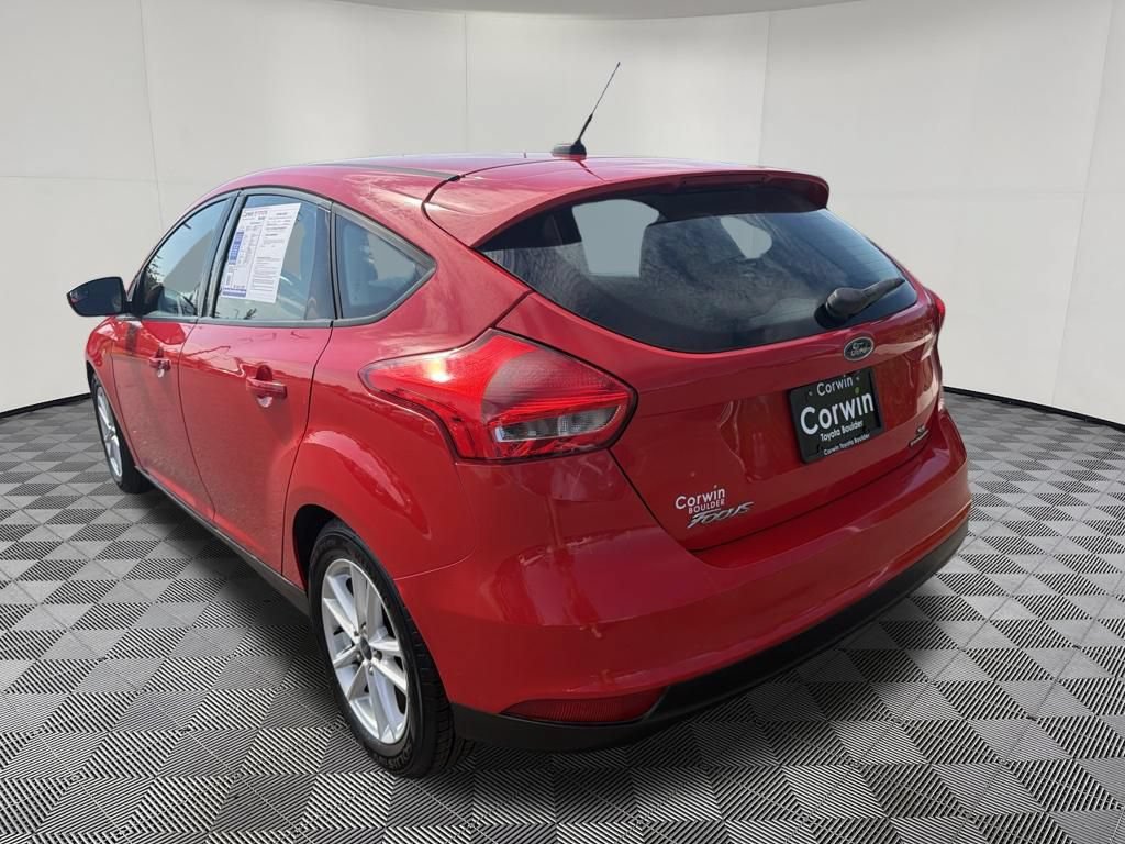 Used 2015 Ford Focus SE FWD image 4