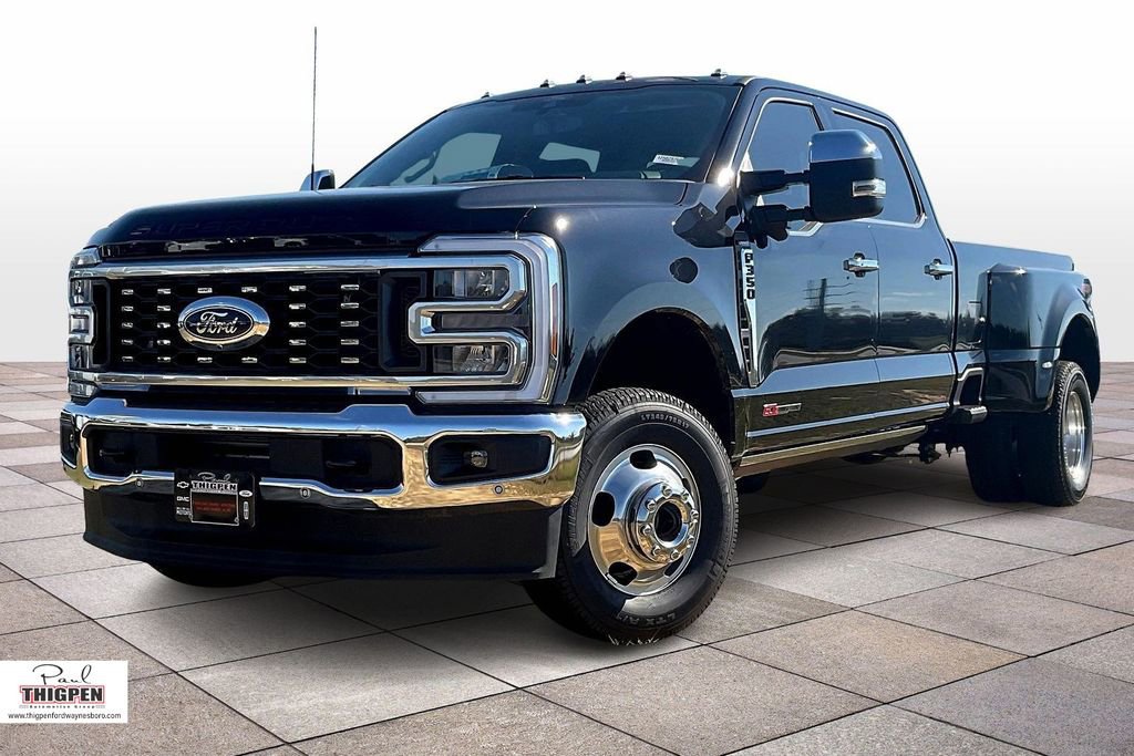 New 2025 Ford F350 Lariat w/ Lariat Ultimate Package image 2