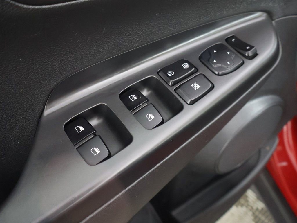 Used 2022 Hyundai Kona SEL w/ Convenience Package image 36