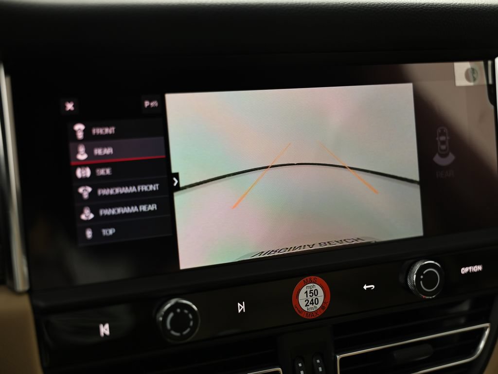 New 2026 Porsche Macan AWD/4WD image 37