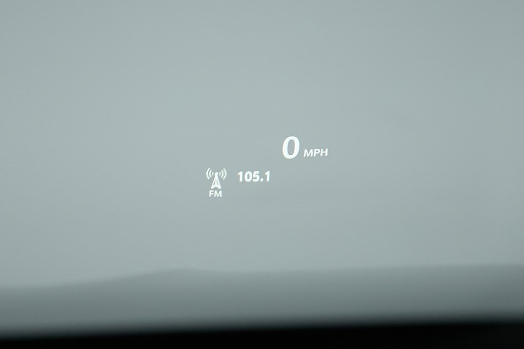 Used 2023 Buick Envision Avenir image 16