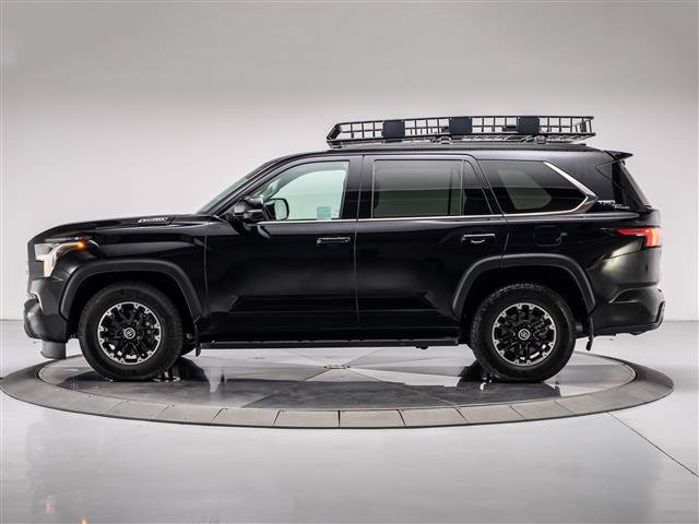 Used 2024 Toyota Sequoia SR5 w/ SR5 Premium Package AWD/4WD image 2