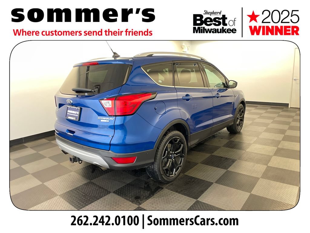 Used 2019 Ford Escape Titanium w/ U9j03 - Titanium Tow Package AWD/4WD image 5