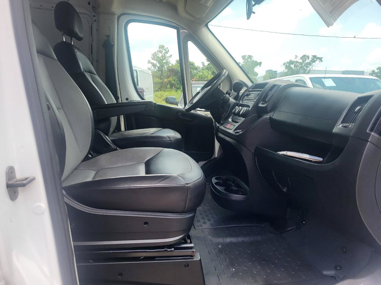 Used 2017 RAM ProMaster 1500 FWD image 8