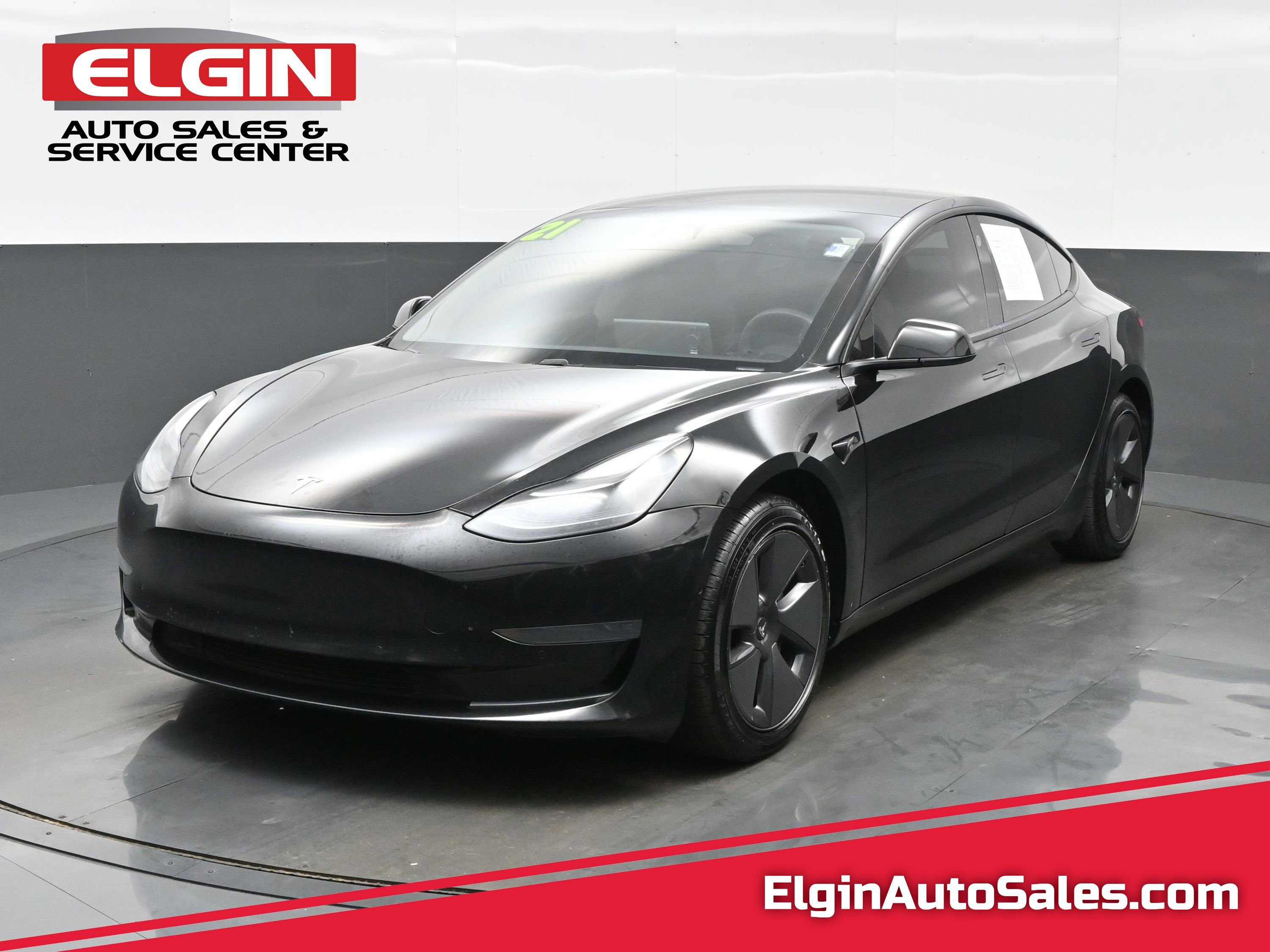 Used 2021 Tesla Model 3 Standard Range Plus image 1