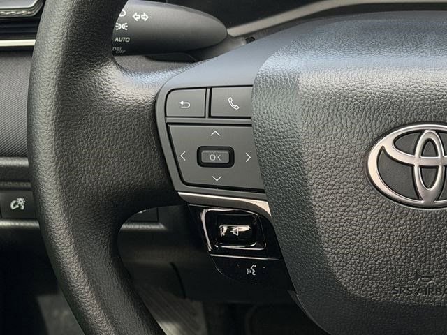 Used 2026 Toyota Tacoma SR5 image 14