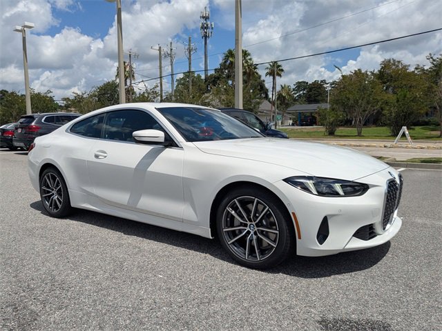 New 2026 BMW 430i Coupe w/ Premium Package image 2