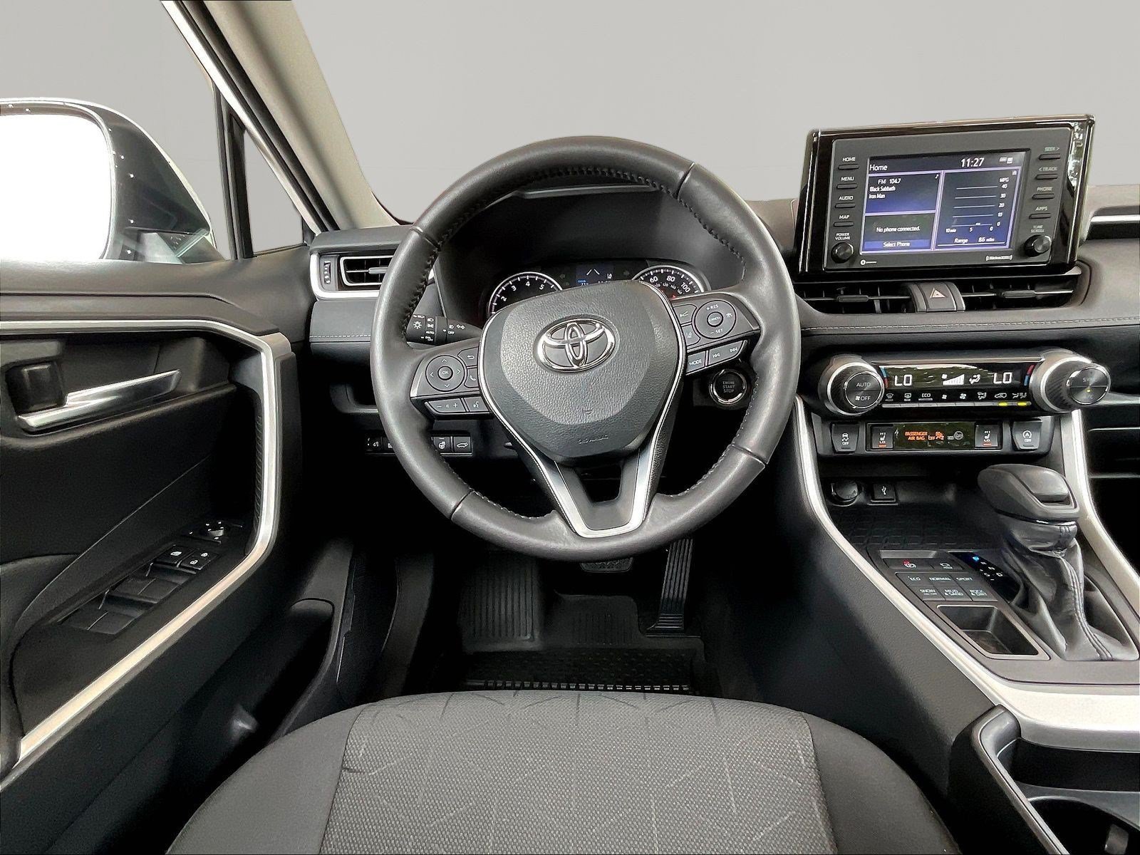 Used 2021 Toyota RAV4 XLE w/ Convenience Package AWD/4WD image 8