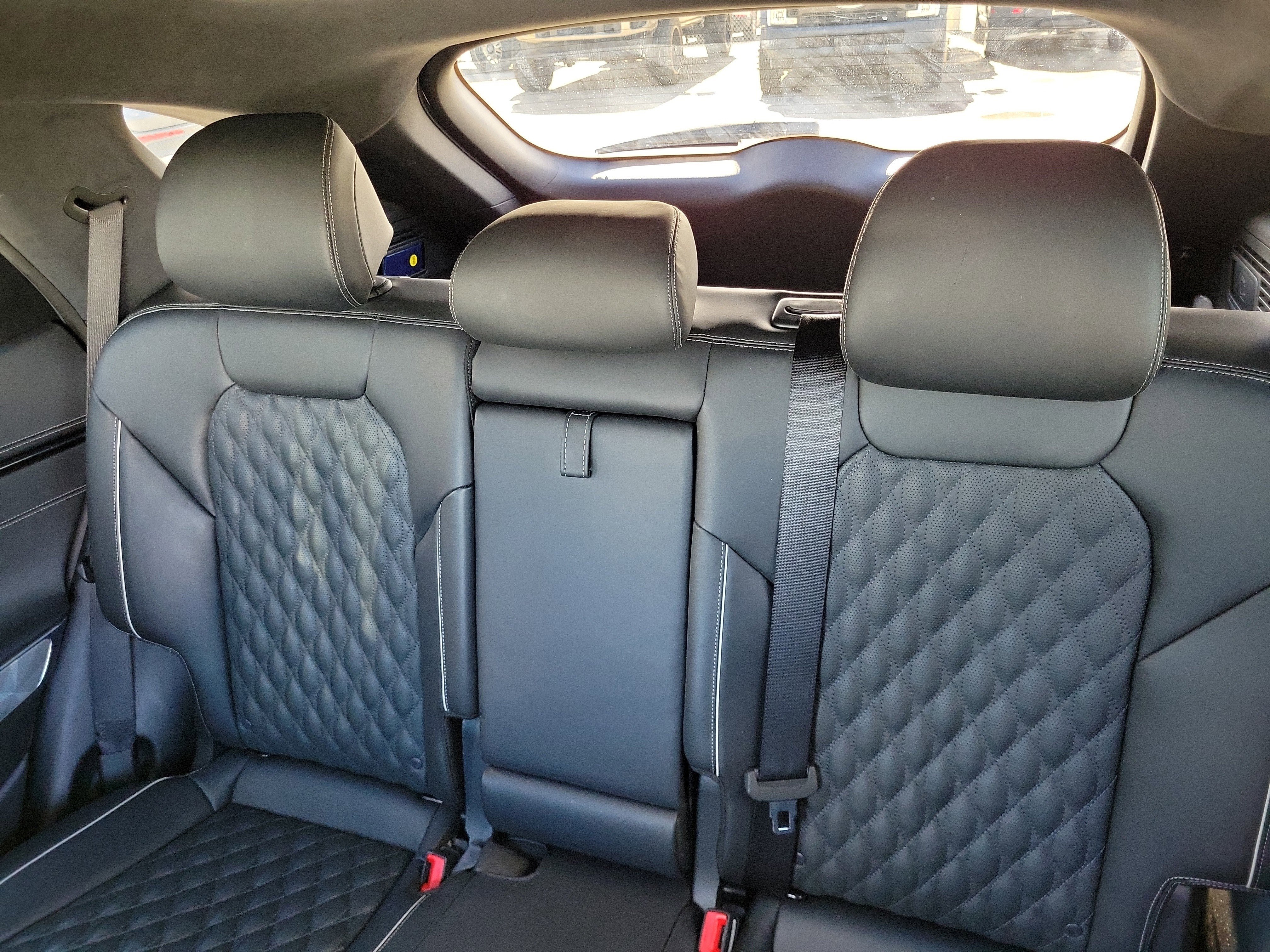 Used 2025 Genesis GV70 3.5T Sport w/ Sport Advanced Package image 12