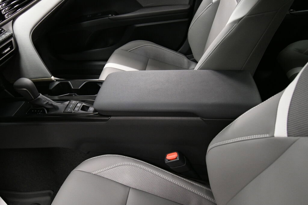 Certified 2025 Toyota Camry SE image 23