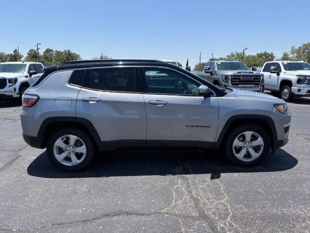 Used 2018 Jeep Compass Latitude w/ Popular Equipment Group FWD image 6