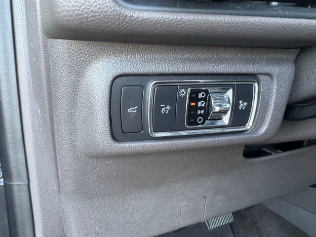 Used 2020 Lincoln Corsair AWD w/ Equipment Group 101A image 9