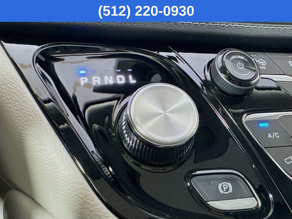 Used 2023 Chrysler Pacifica Limited image 22