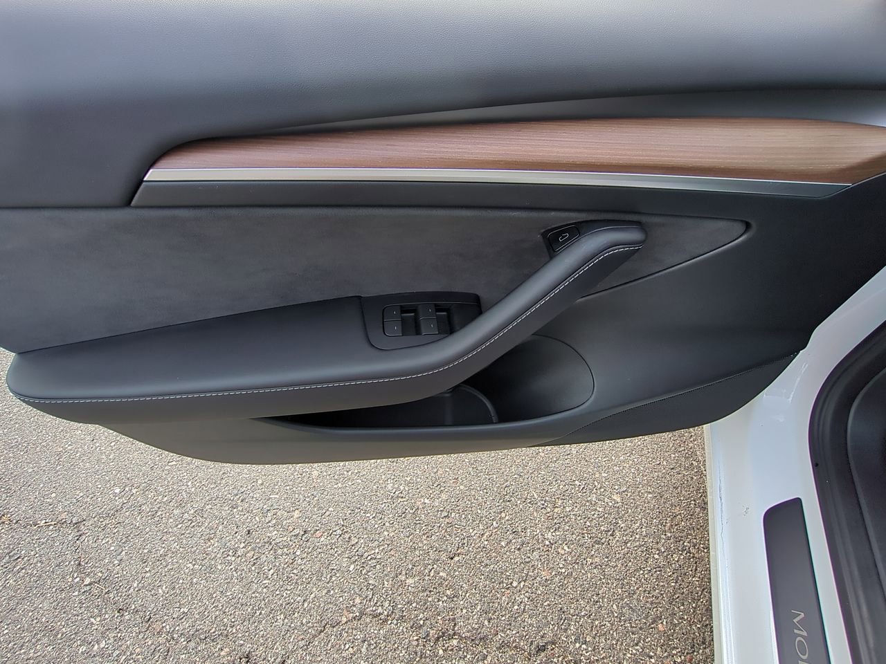Used 2023 Tesla Model 3 Standard Range RWD image 21