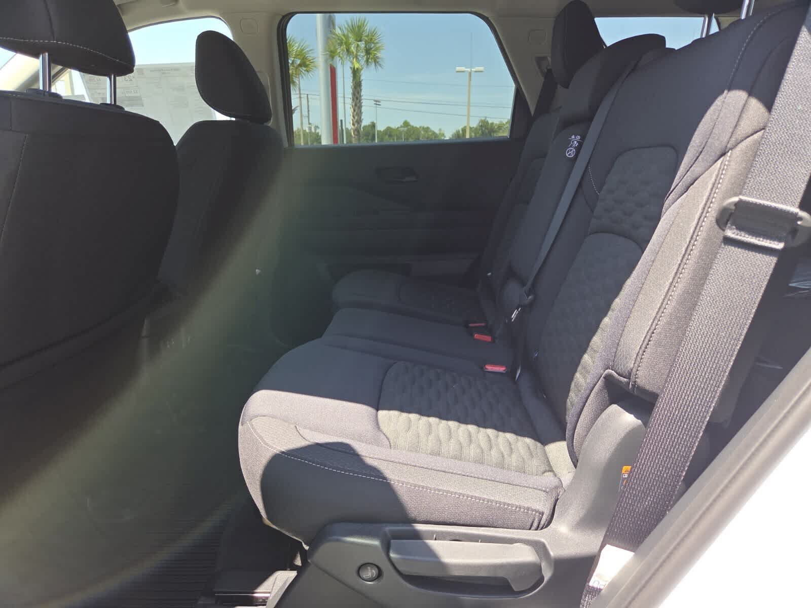 New 2026 Nissan Pathfinder SV FWD image 5