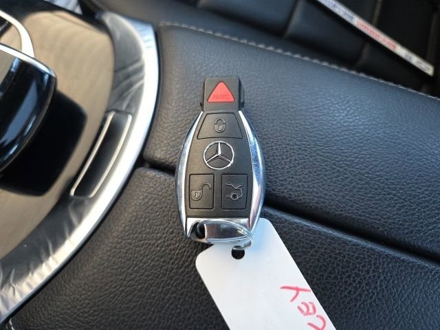 Used 2017 Mercedes-Benz C 300 4MATIC Sedan image 11