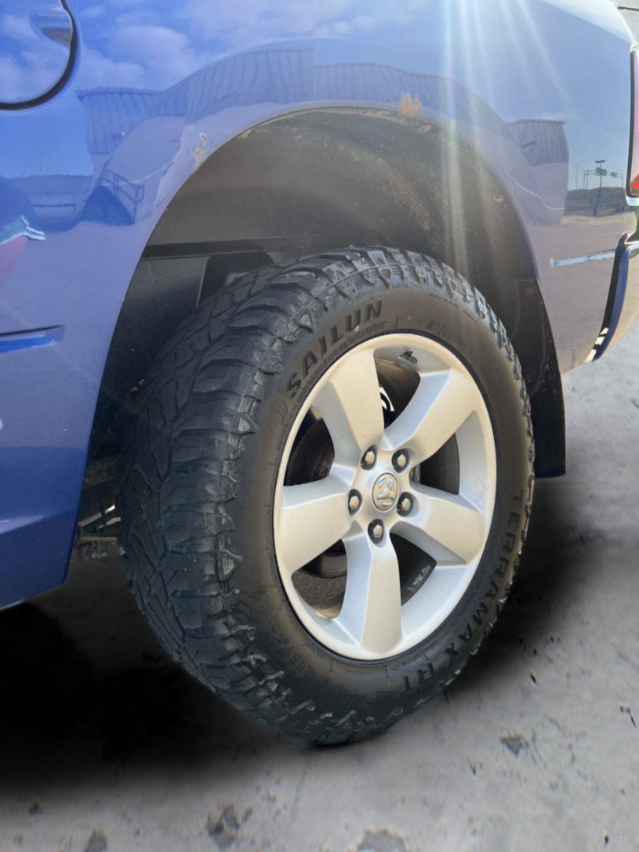 Used 2014 RAM 1500 Express AWD/4WD image 33