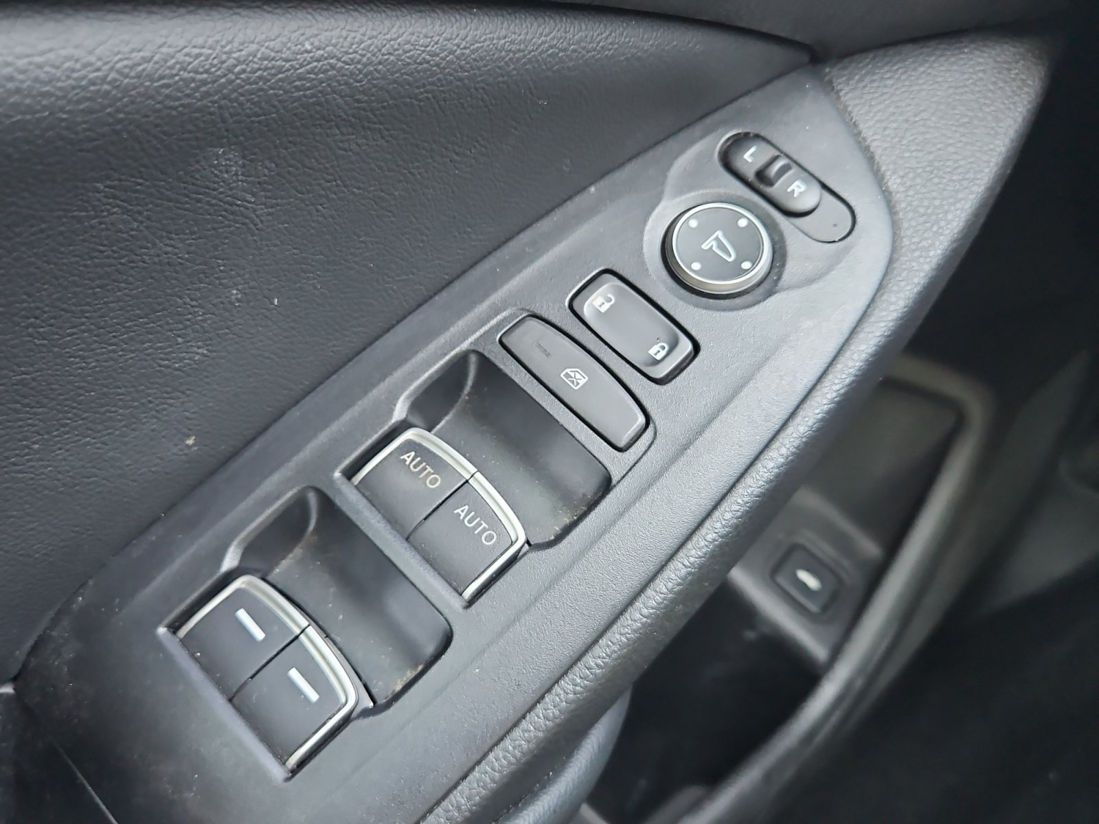 Used 2022 Honda Accord Sport image 8