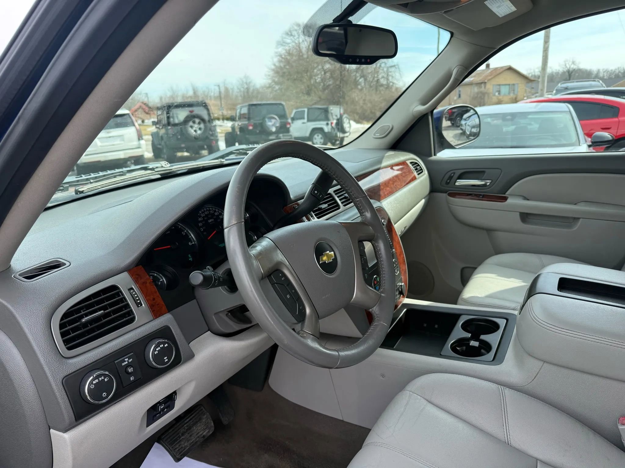 Used 2013 Chevrolet Silverado 1500 LTZ w/ LTZ Plus Package AWD/4WD image 12