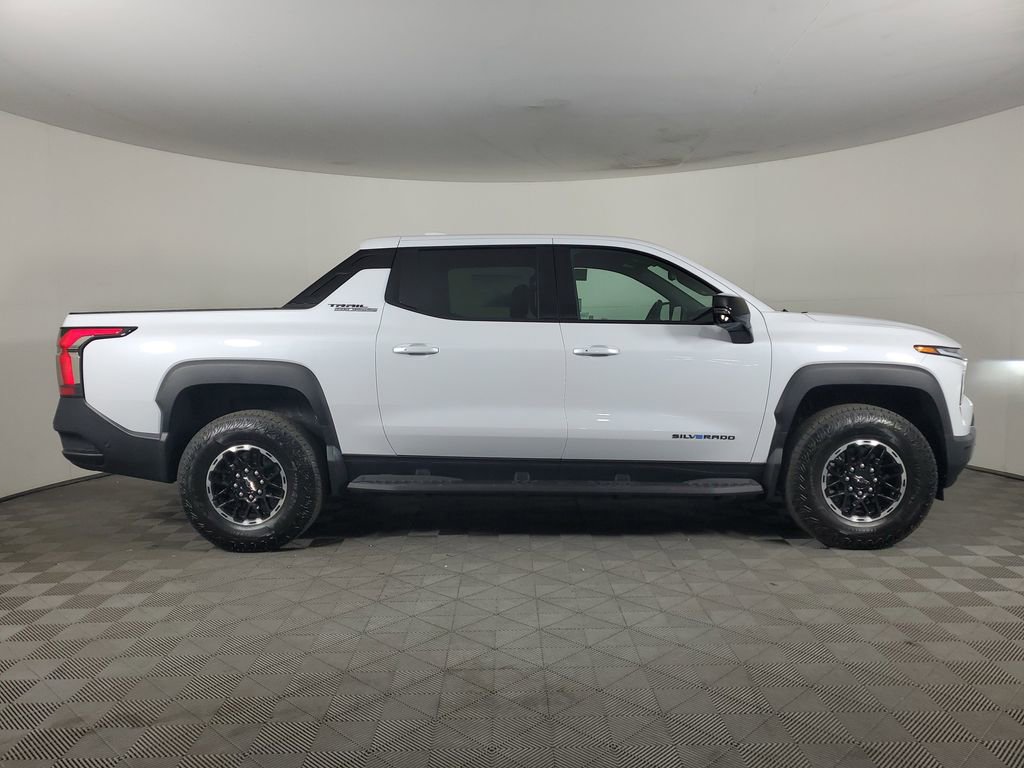 New 2026 Chevrolet Silverado EV Trail Boss image 3
