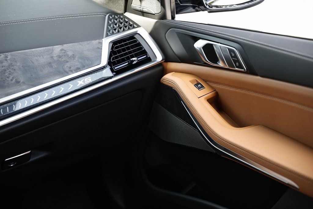 New 2026 BMW X5 xDrive40i w/ M Sport Package image 27