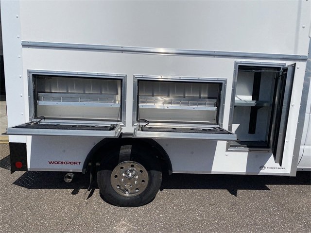 New 2026 Ford E-350 and Econoline 350 Super Duty w/ Power Equipment Group image 6