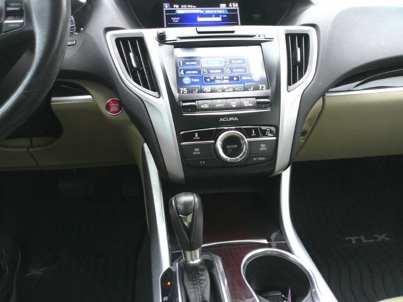 Used 2016 Acura TLX FWD image 15