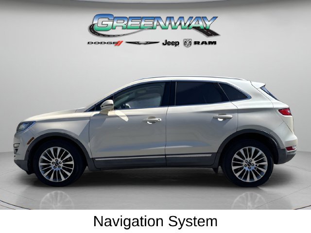 Used 2018 Lincoln MKC Reserve FWD image 3