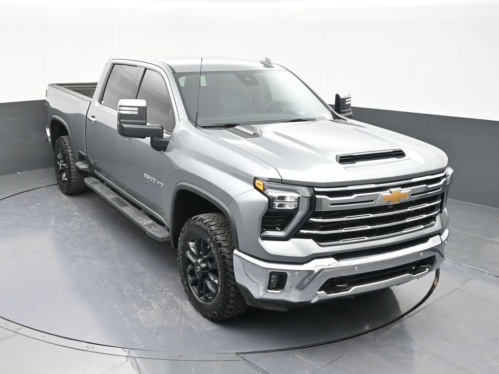 Used 2025 Chevrolet Silverado 2500 LTZ w/ LTZ Plus Package image 56