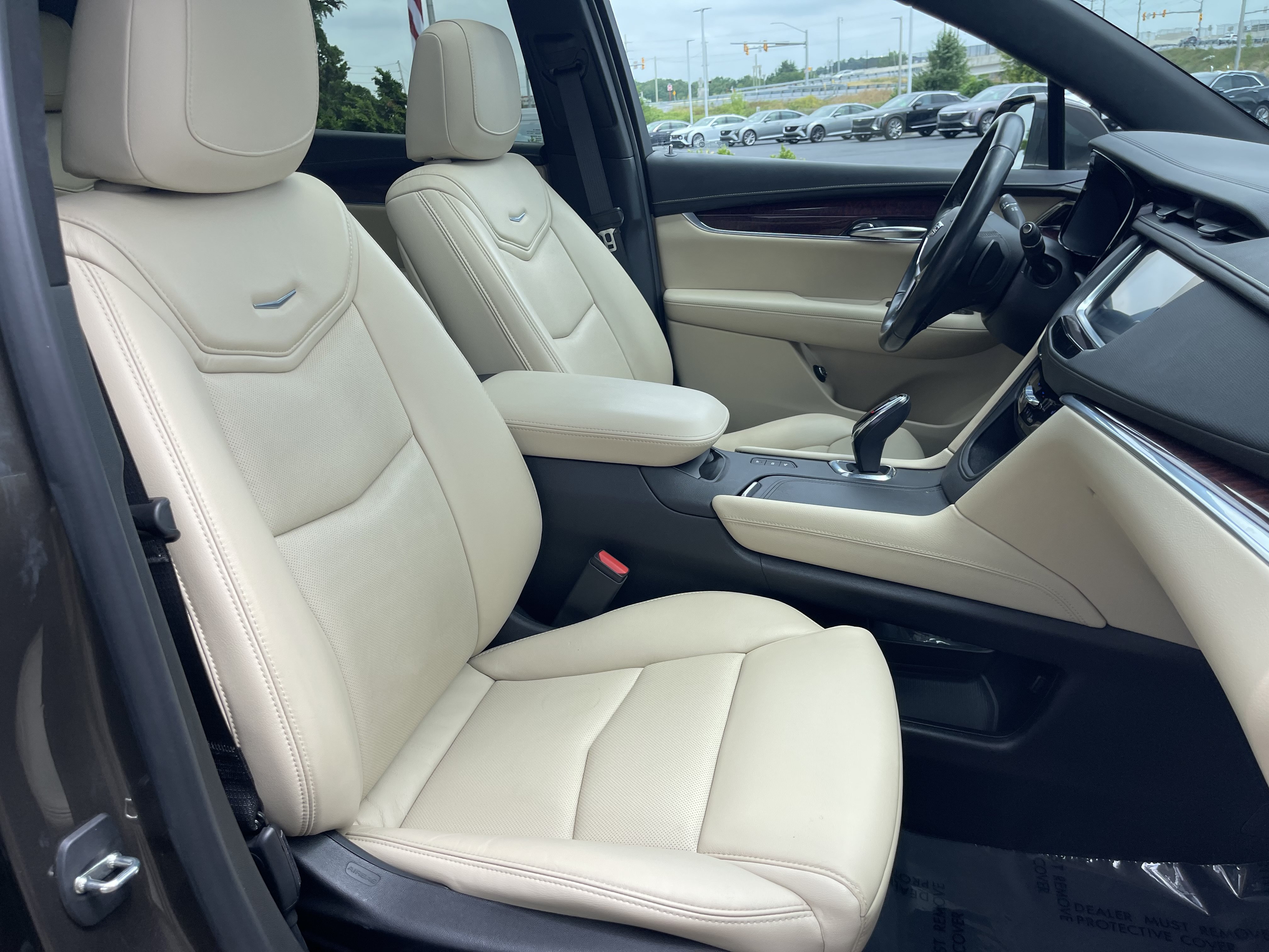 Used 2019 Cadillac XT5 Luxury AWD/4WD image 24