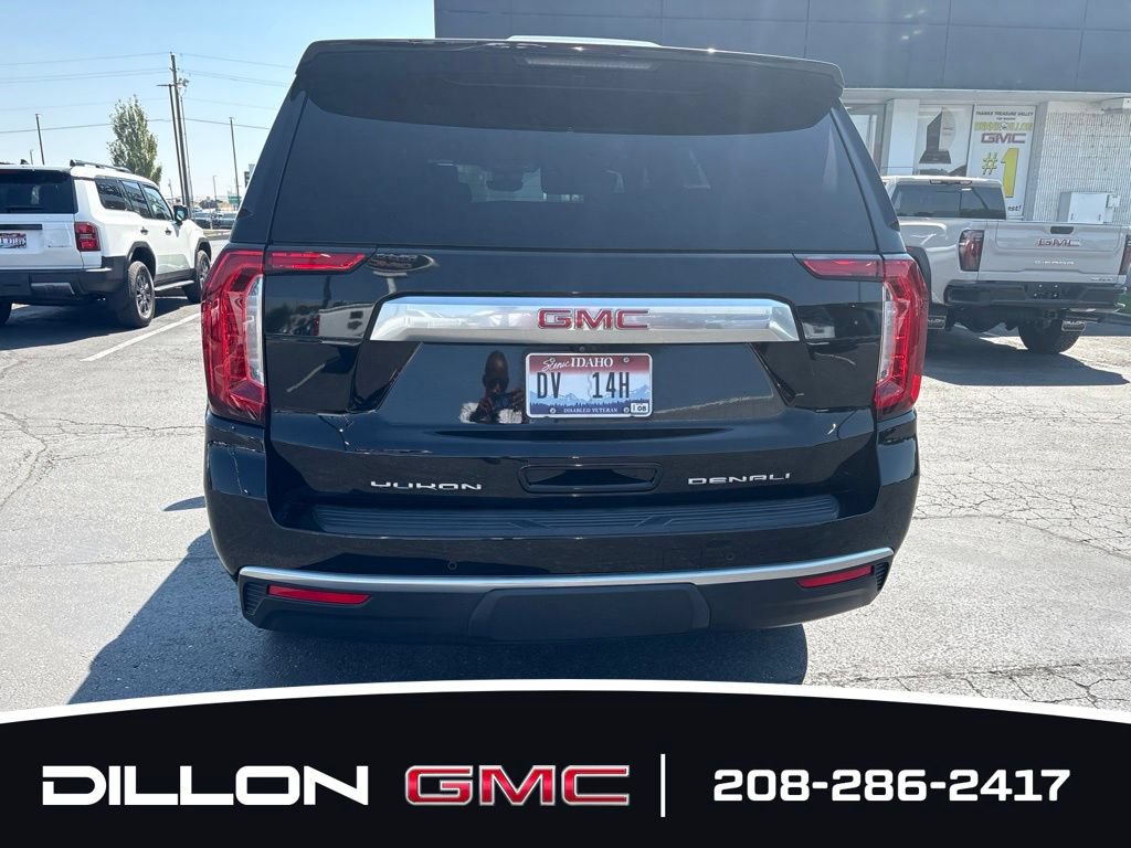 Used 2024 GMC Yukon Denali w/ Advanced Technology Package AWD/4WD image 5
