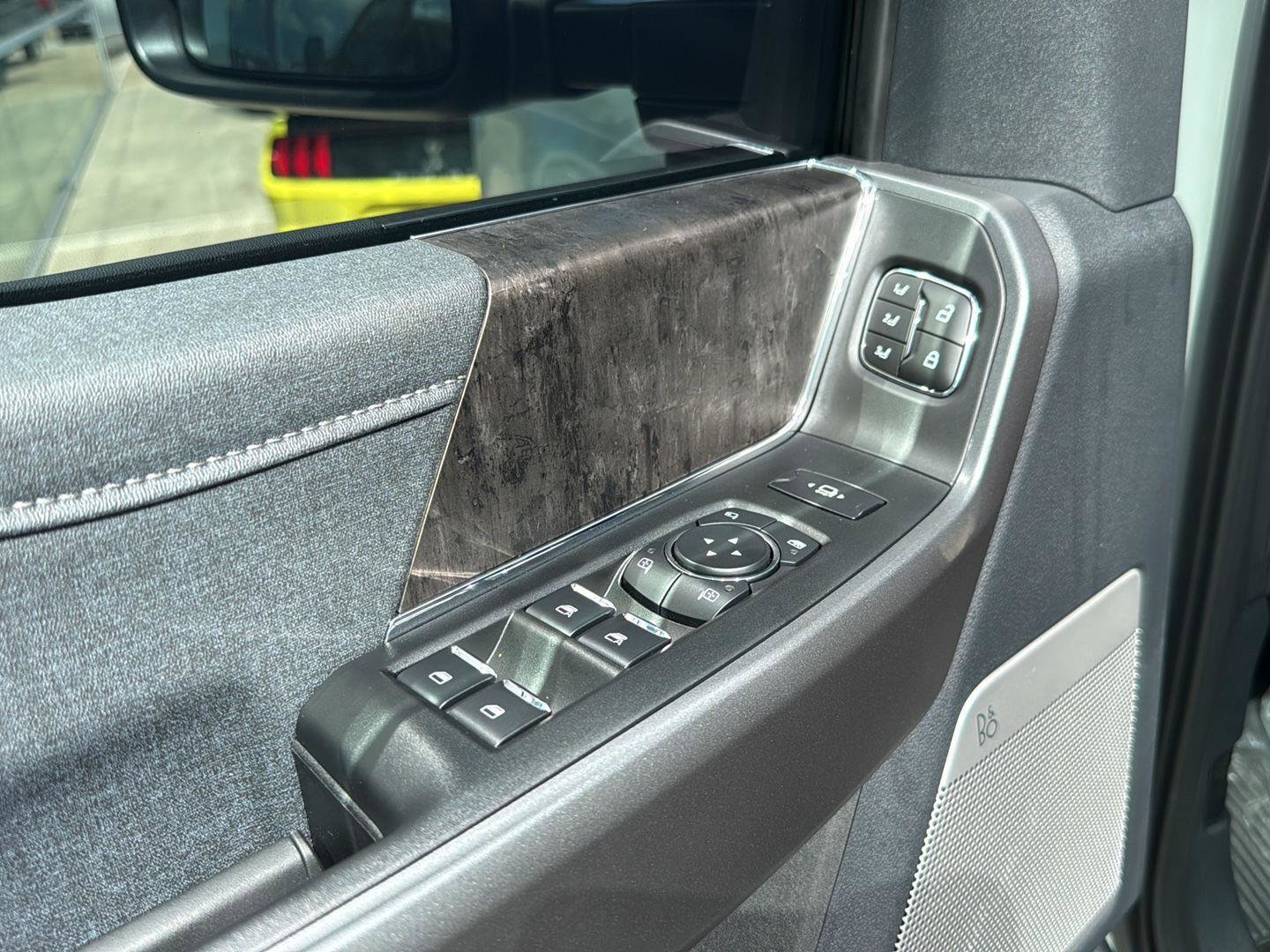 New 2026 Ford F250 Lariat w/ FX4 Off-Road Package image 15