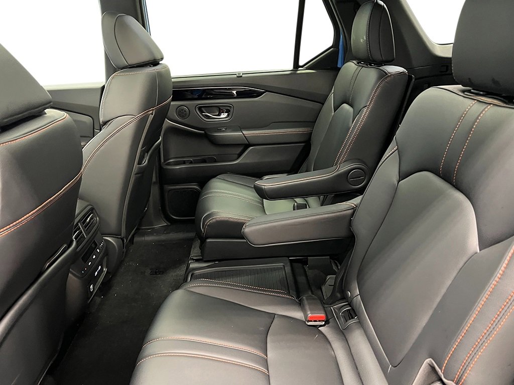New 2025 Honda Pilot TrailSport image 30