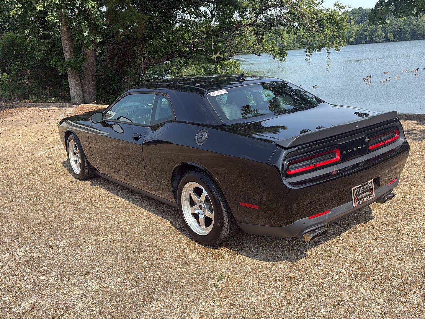 Used 2016 Dodge Challenger R/T Scat Pack RWD image 9