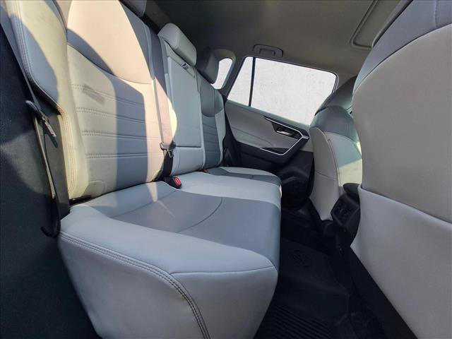Used 2023 Toyota RAV4 XLE Premium FWD image 20