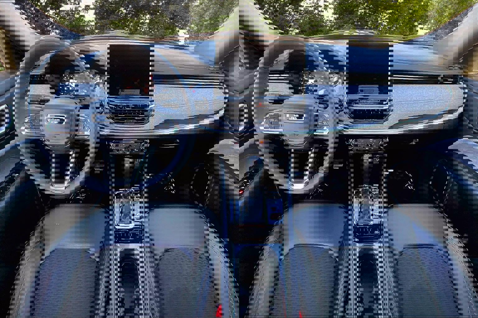 Used 2024 Jeep Compass Latitude image 7