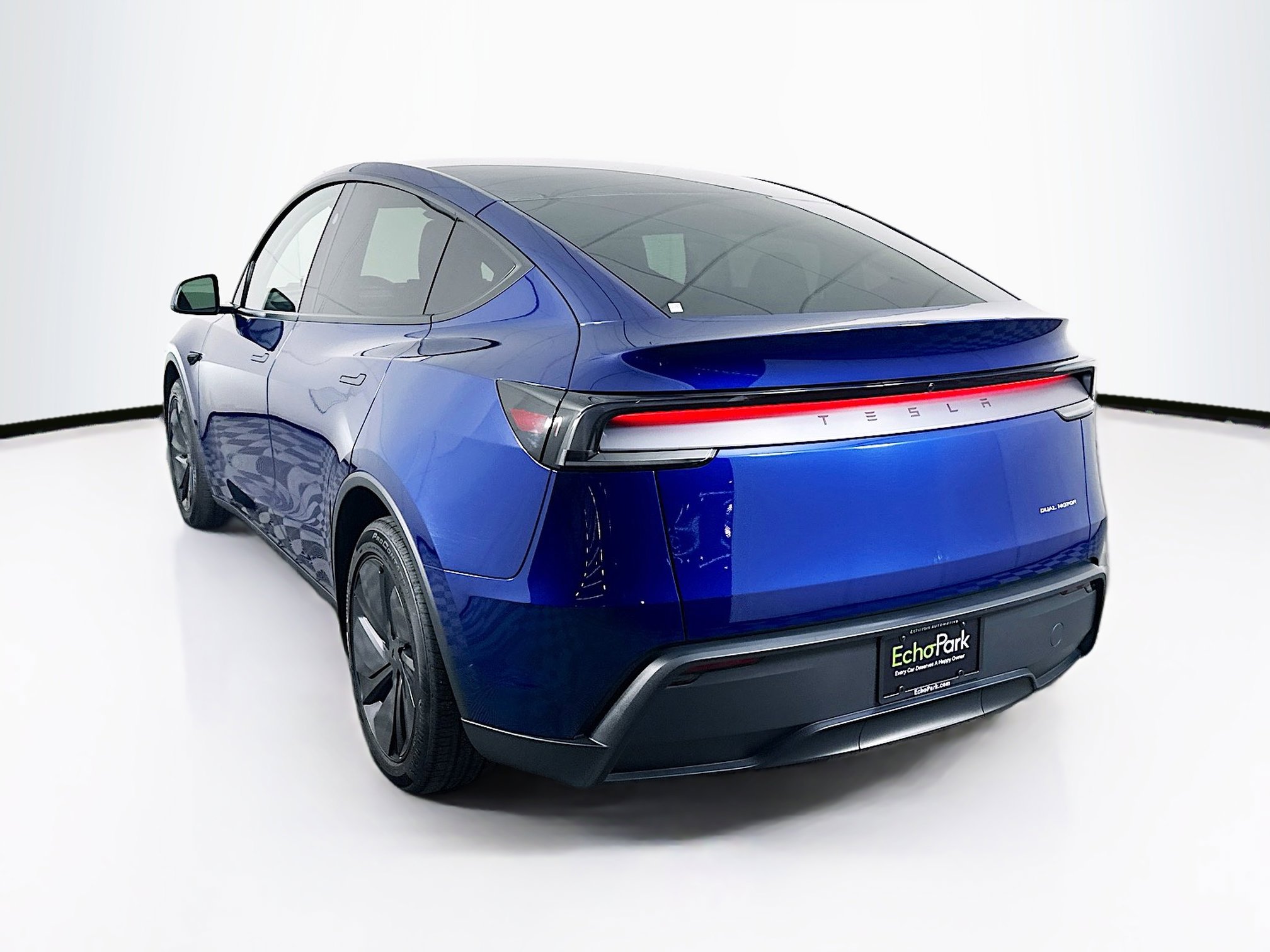 Used 2026 Tesla Model Y Long Range image 5