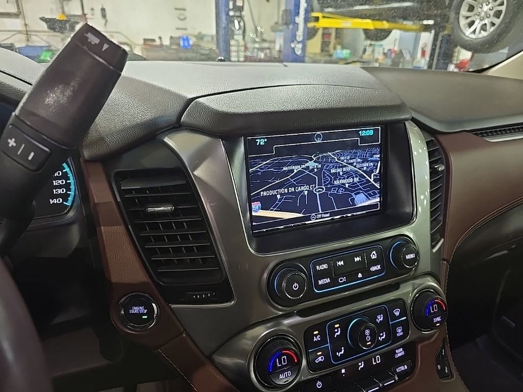 Used 2019 Chevrolet Suburban Premier AWD/4WD image 10