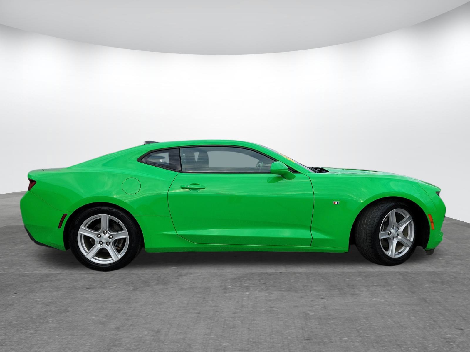 Used 2017 Chevrolet Camaro LS image 4