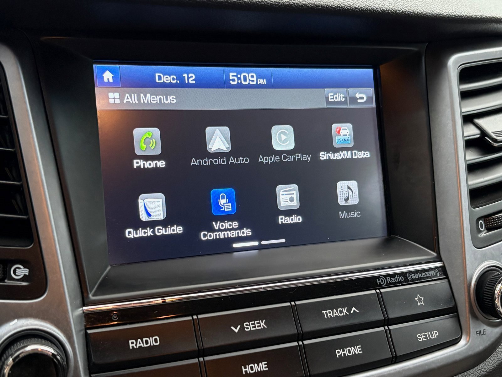 Used 2018 Hyundai Tucson SEL image 40