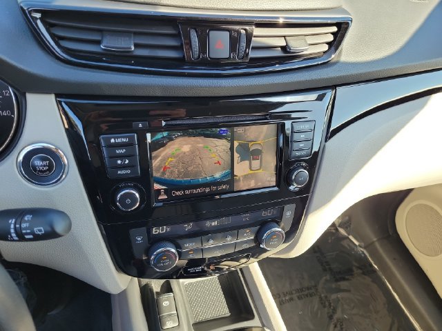 Used 2022 Nissan Rogue Sport SL FWD image 29