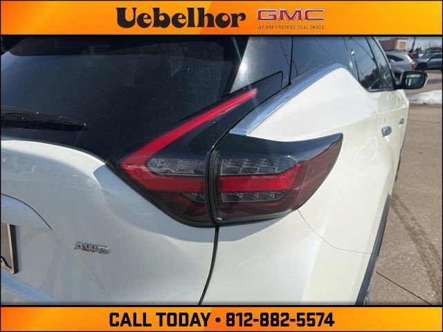 Used 2021 Nissan Murano S image 9